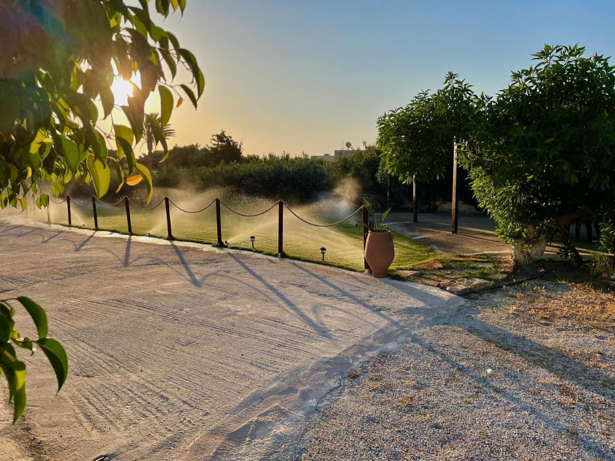פלקסטרון Kouremenos Beach Apartments מראה חיצוני תמונה