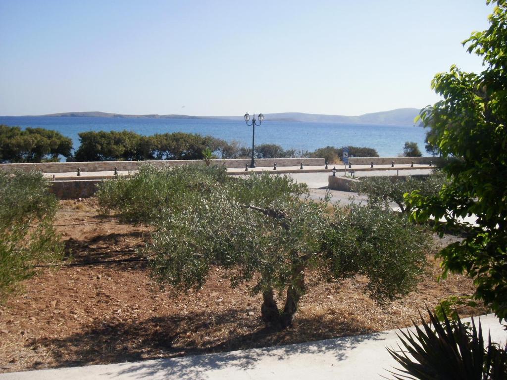 פלקסטרון Kouremenos Beach Apartments מראה חיצוני תמונה