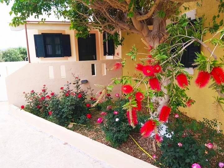 פלקסטרון Kouremenos Beach Apartments מראה חיצוני תמונה